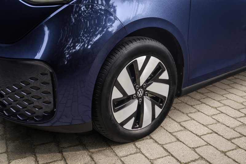 ID Buzz Cargo wheel close up