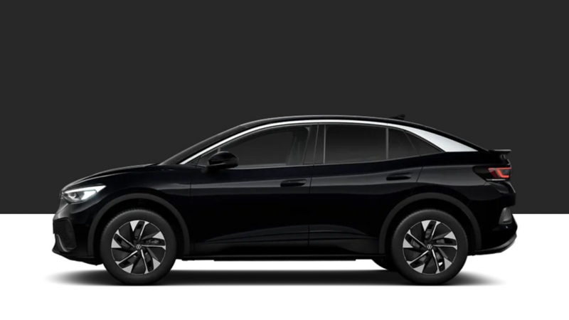 Side view of an VW ID.5 on a dark grey background