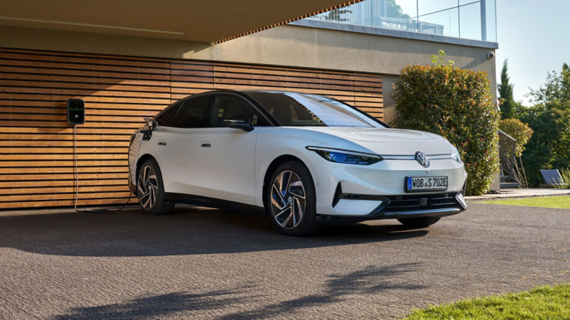 Volkswagen ID.7 aan de laadpaal