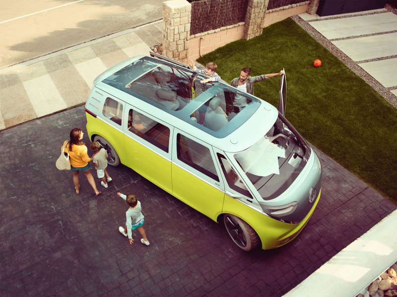 Volkswagen ID Buzz Exterior with family