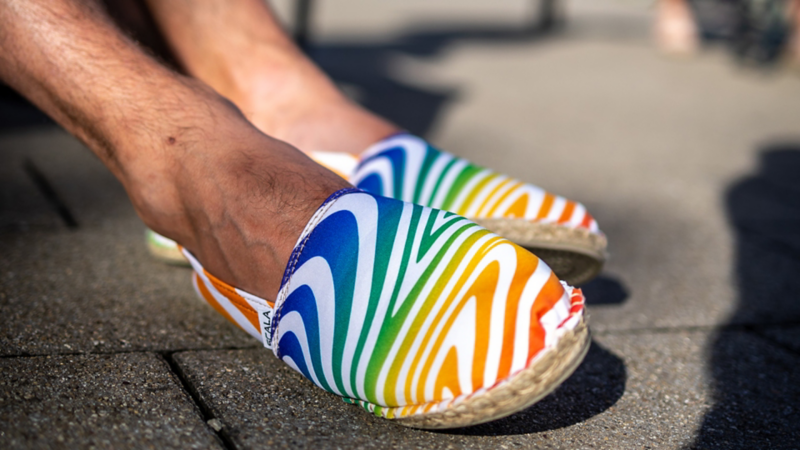Scarpe dello stesso colore di uno dei modelli speciali Buzz