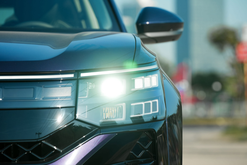 Hệ thống chiếu sáng thông minh IQ-Light LED Volkswagen Teramont Pro