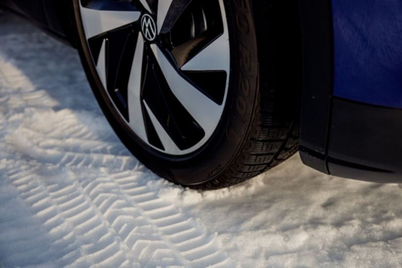 2021 ID.4 Pro S Winter Tire on Snow