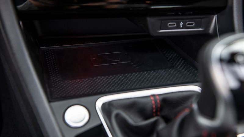 The central panel of Jetta GLI 2024 with Standard Wireless Device Charging.