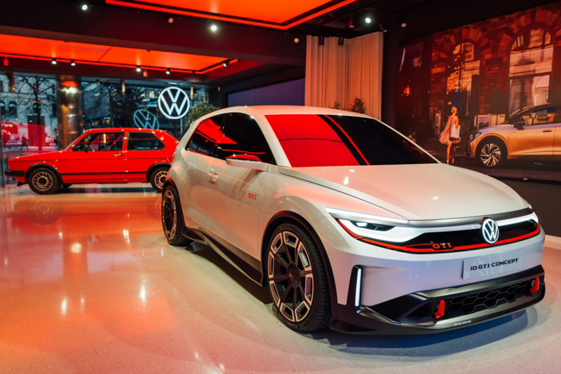 ID. GTI Concept sedd snett framifrån
