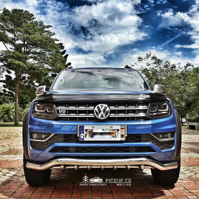 水藍色Amarok車頭照