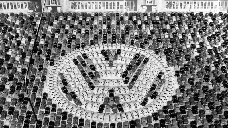 The evolution of the Volkswagen logo