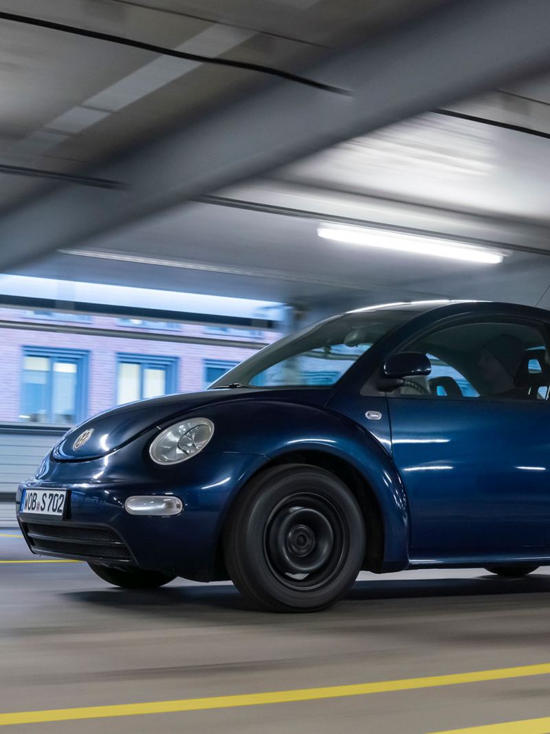 Der vielseitige VW New Beetle in der Stadt