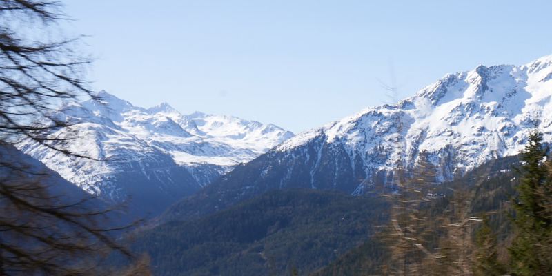 A mountain panorama can be seen