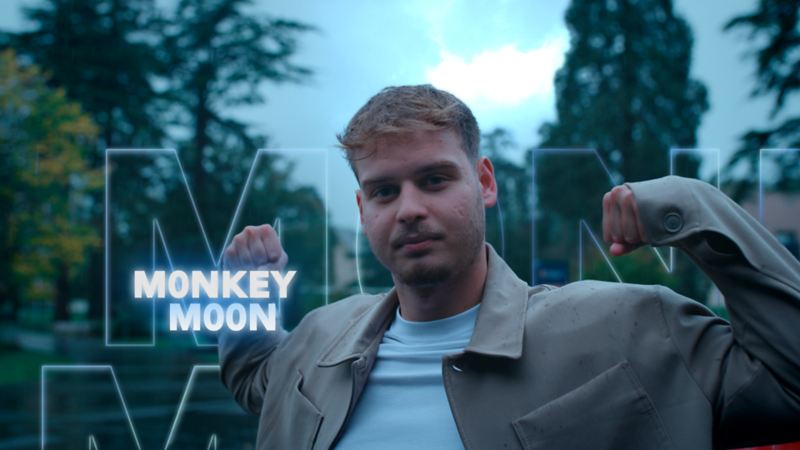 Monkey moon