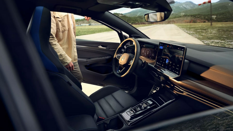 Golf R Black Edition Interior