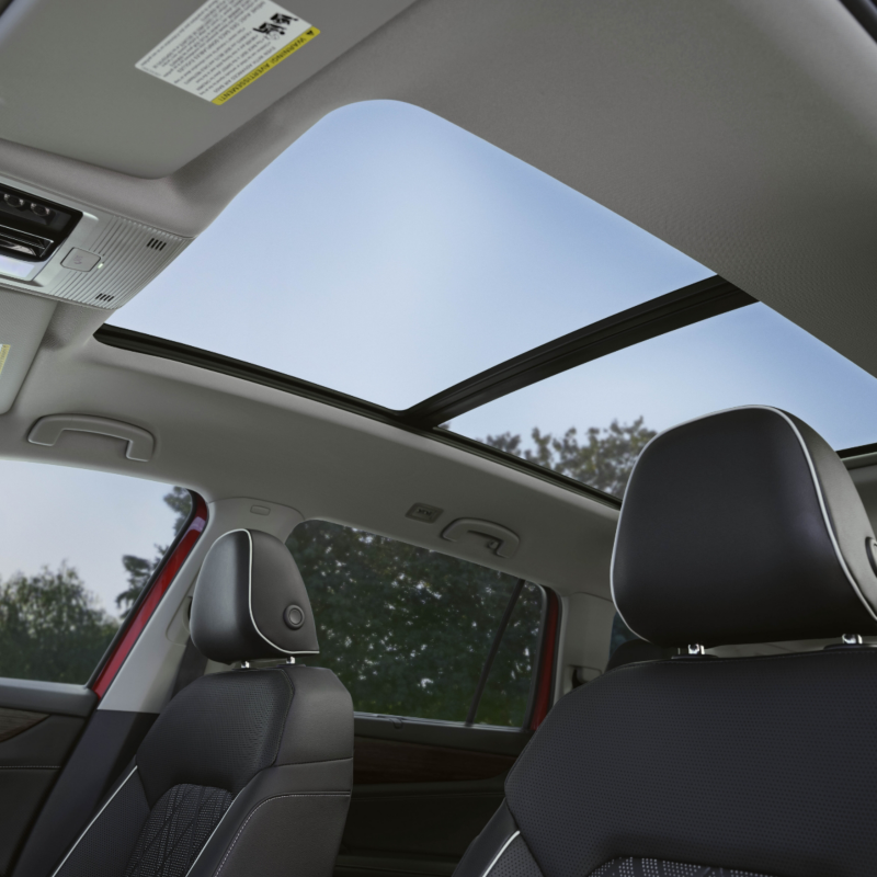 A panoramic sunroof in the 2025 Atlas flooding the spacious cabin with natural light and offering breathtaking views.