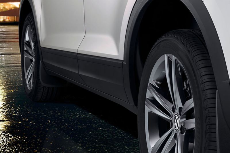 https://assets.volkswagen.com/is/image/volkswagenag/Mud-Flap-Front?Zml0PWNyb3AsMSZmbXQ9anBnJnFsdD03OSZ3aWQ9ODAwJmhlaT01MzMmYWxpZ249MC4wMCwwLjAwJmJmYz1vZmYmZDU0Ng==