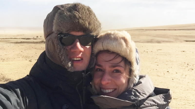 Alison Avanzini, Martin Cornelis: Selfie i Mongoliet