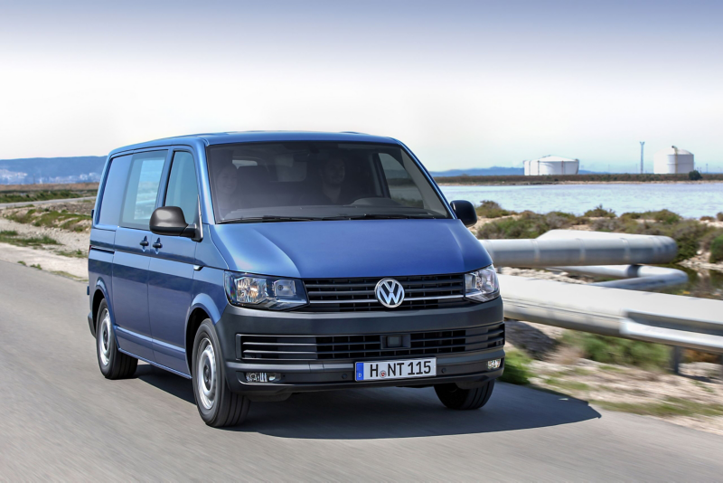 Nowy Volkswagen Transporter T6.1 na drodze