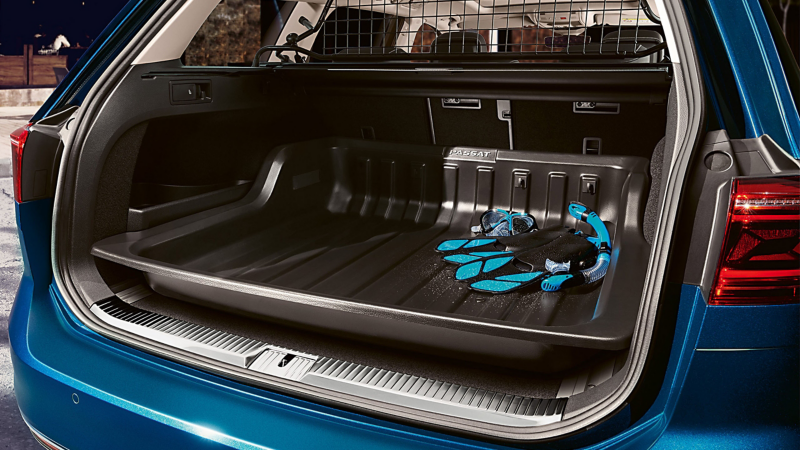 VW Passat Wagon luggage compartment loadliner