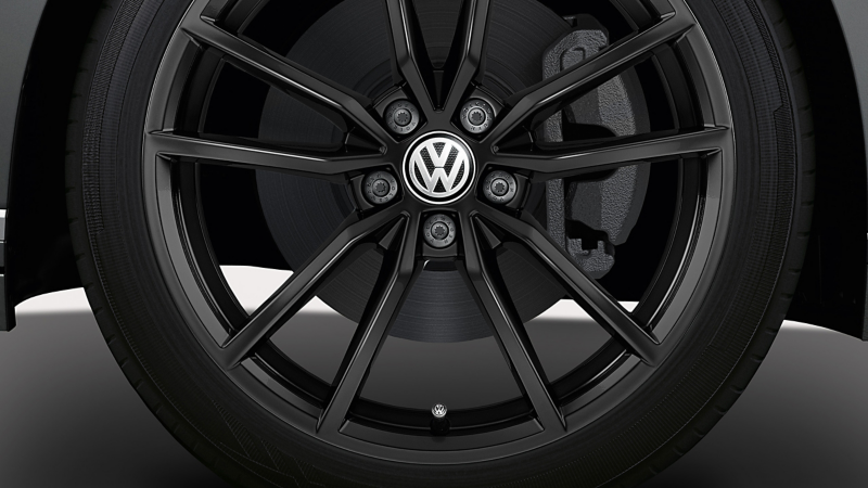 VW Passat Wagon 19" Pretoria alloy wheel