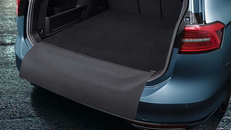 VW Passat Wagon reversible luggage compartment mat