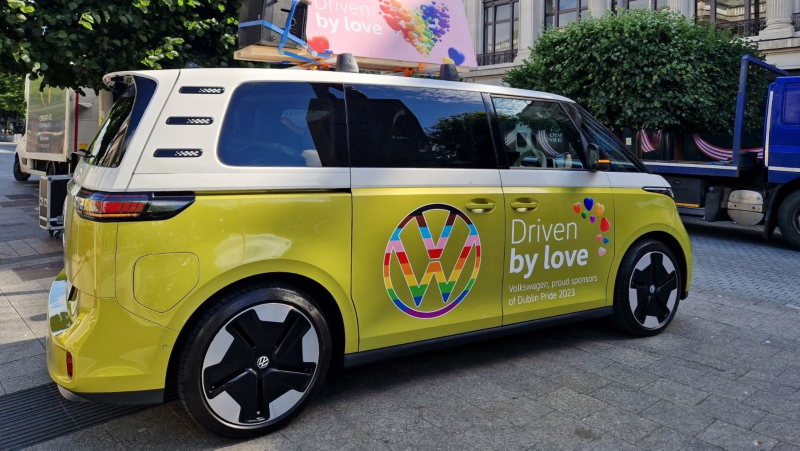 Pride ID Buzz Car Exterior