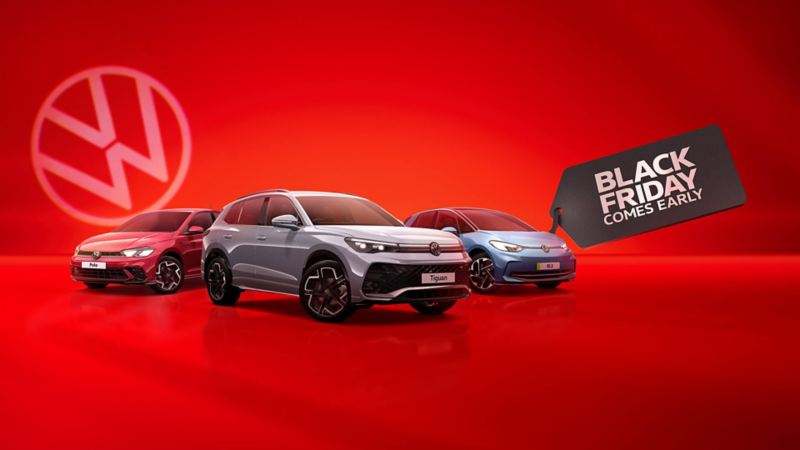 A Polo, Tiguan and ID.3 with a red background