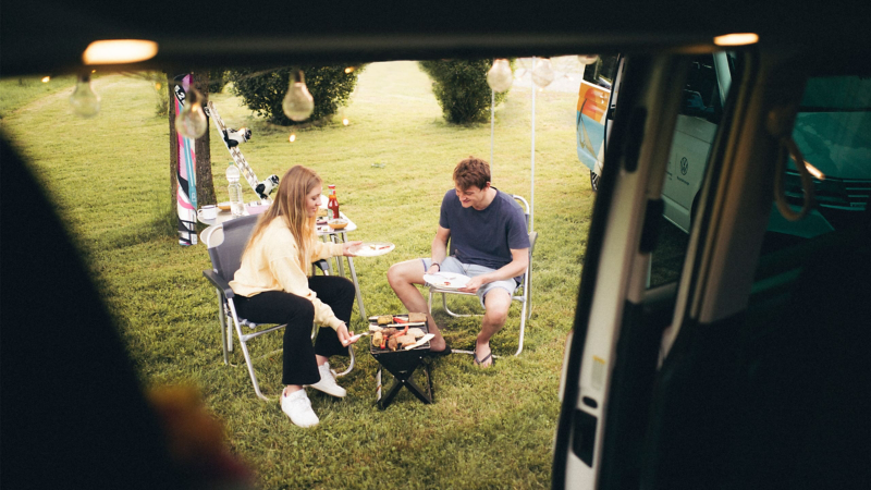 Przenośny mini-grill.