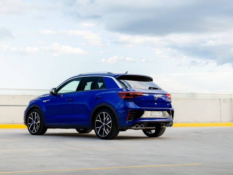 Volkswagen T-roc R parked on the Roof.
