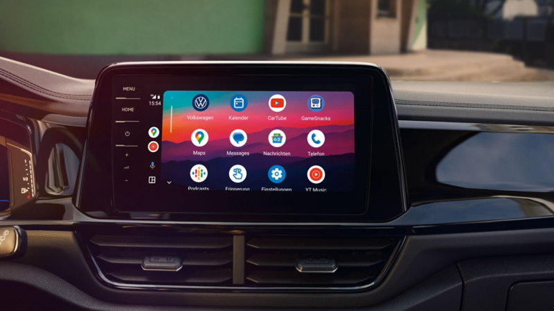 VW T-Roc Interieur, Detailansicht des Infotainment-Systems Discover Pro mit aktiviertem App-Connect.