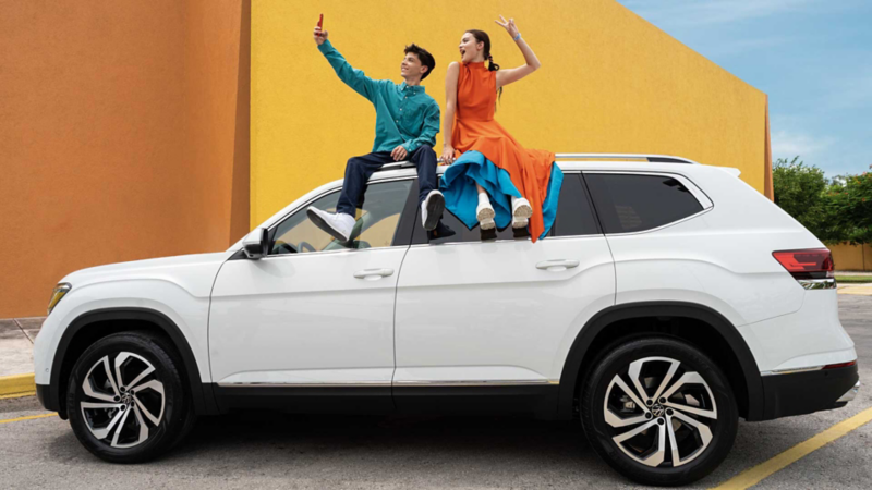 Imagen de Teramont 2021, una de las camionetas de lujo que Volkswagen tiene para ti.