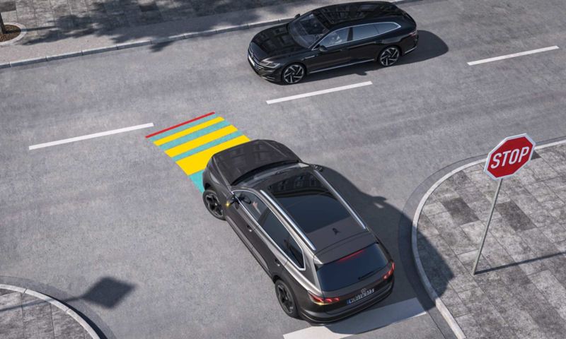 Schéma illustrant le fonctionnement de l'assistant d'intersection Cross Traffic Alert dans un Touareg.