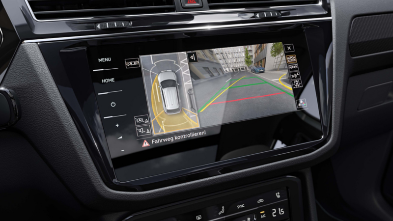 Die optionale Umgebungsansicht „Area View" beim Tiguan.