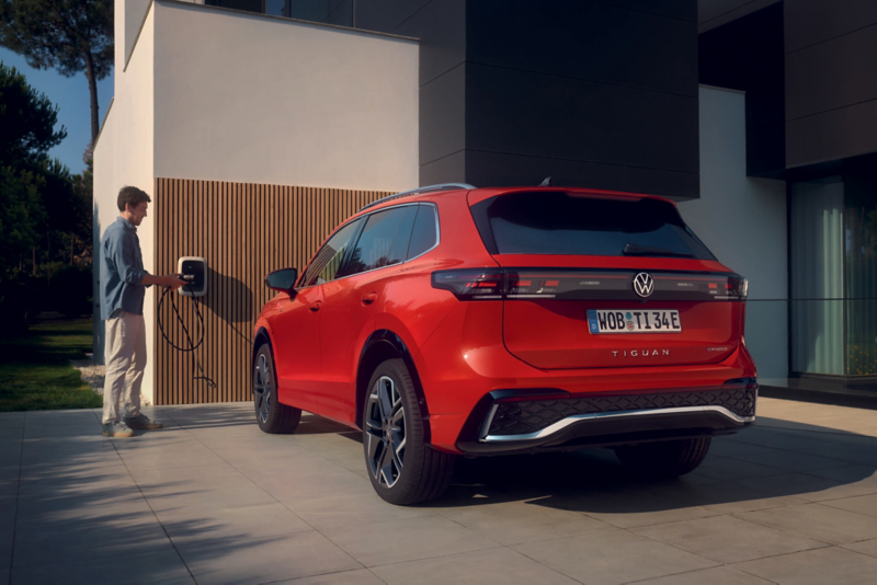 Volkswagen Tiguan eHybrid en charge