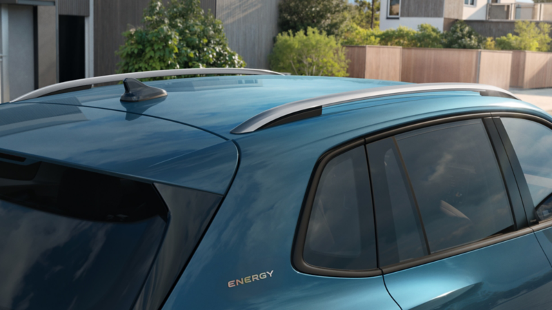 Dach des VW Tiguan ENERGY mit integrierter Dachreling im Detail.