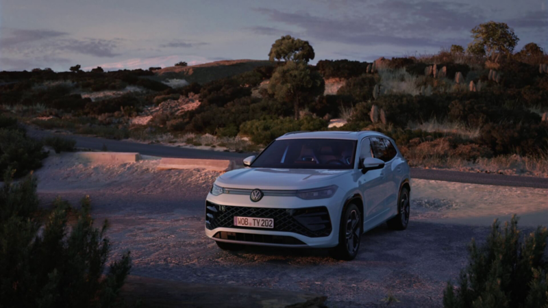 The new Tayron's front IQ.LIGHT HD matrix headlights
