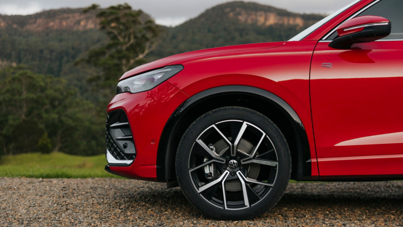 18'' Rockingham alloy wheel