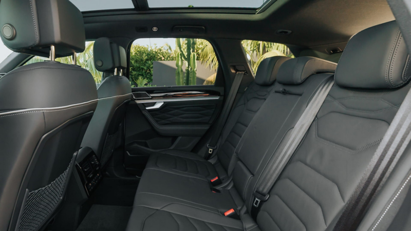 Touareg back elegant interior 