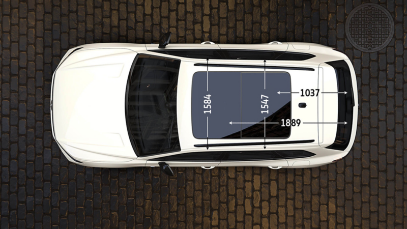 Touareg R boot depth