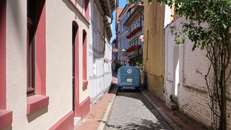 A Volkswagen Transporter Sofie vista de trás.