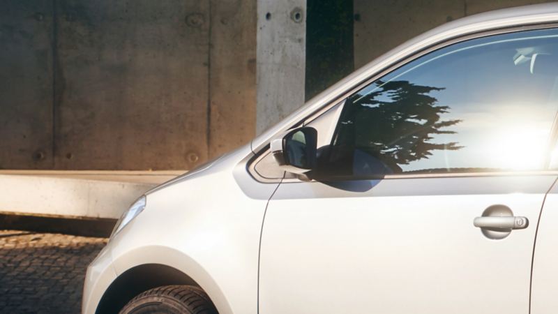 particolare specchietto eco up! city car - Volkswagen