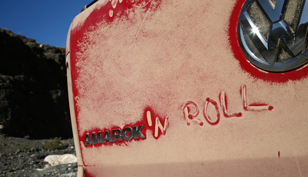 Sull'Amarok, "Amarok'n Roll" era scritto nella polvere.