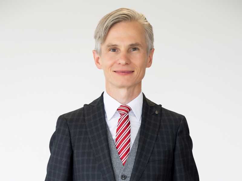 ブランド ディレクター マーティン ザーゲ 