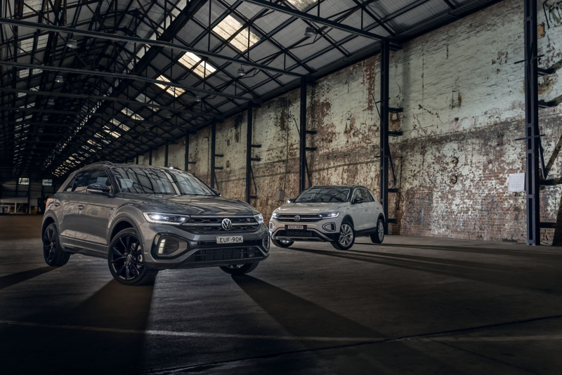 Front view of Volkswagen T-Roc Style and T-Roc R-Line parked