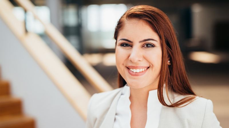 Headshot of a woman