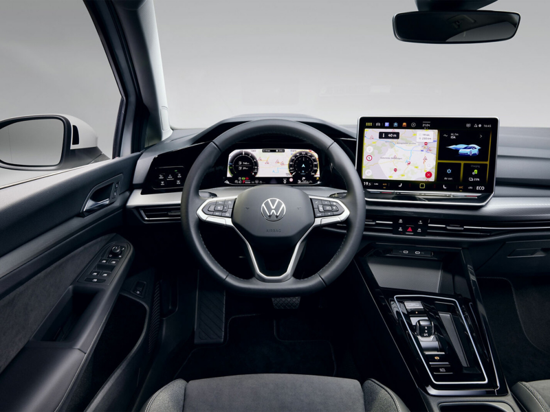 Volkswagen Golf interior display