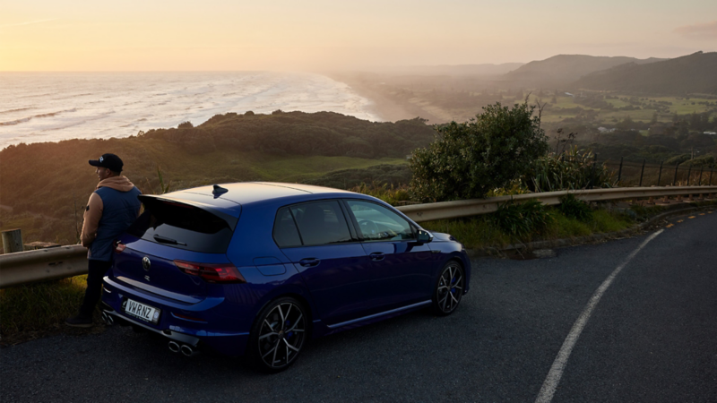 Side view Golf R