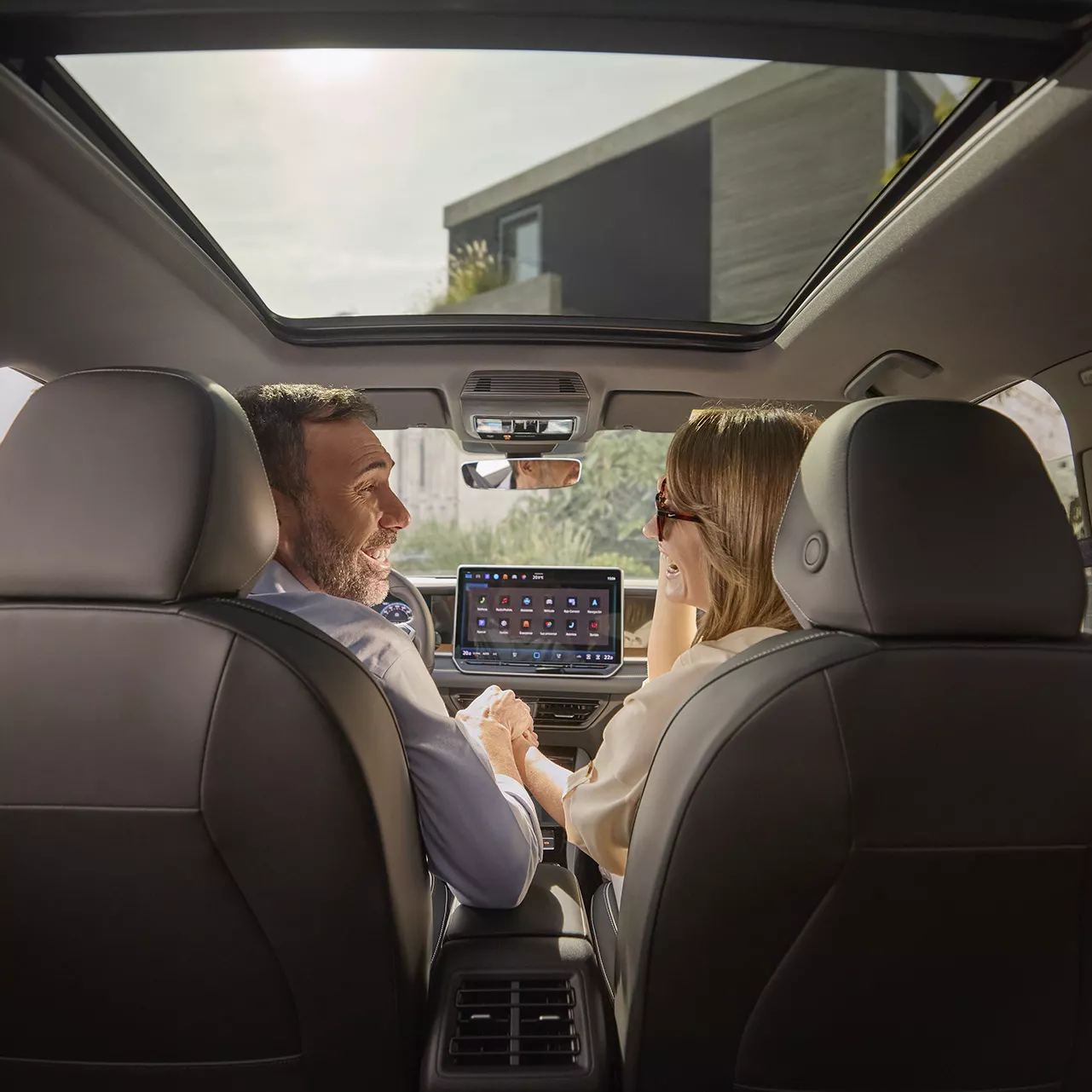 Pantalla y conectividad