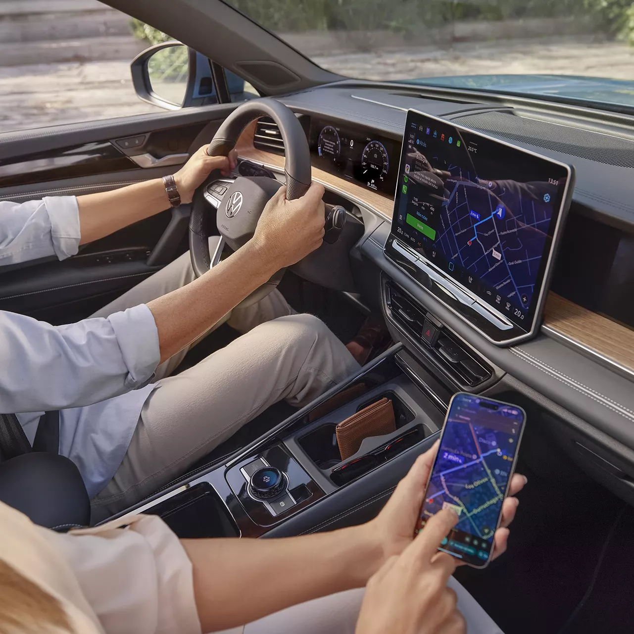 Pantalla y conectividad