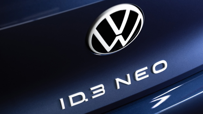 A view of the ID.3 Neo name and VW badge on the boot of an ID.3 Neo