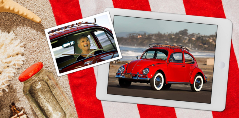 Fotos de Kathleen Brooks al volante de su Beetle 1967 restaurado y del auto en la playa, colocado sobre una toalla de playa y arena.