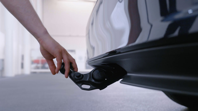 folding towing bracket