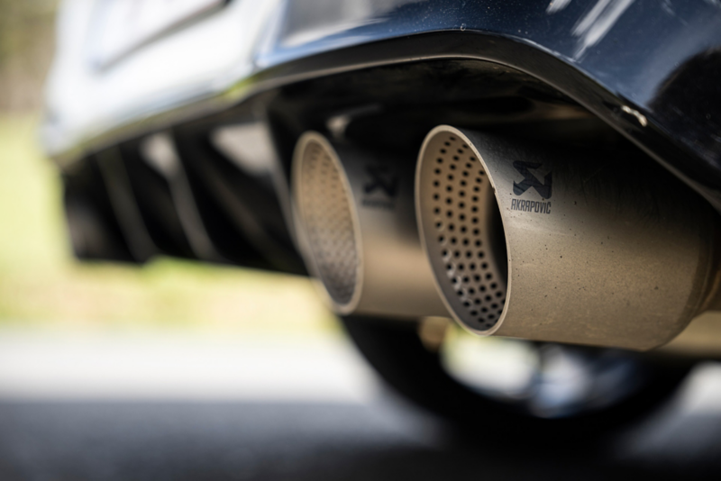 Volkswagen Golf R uitlaat